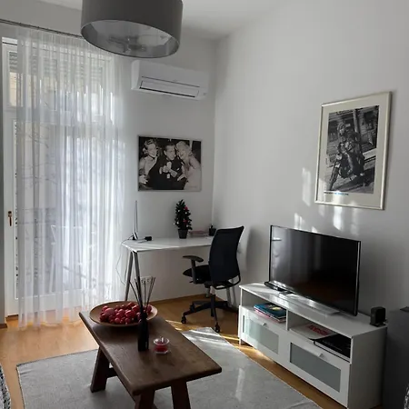 Superb With Ac 40 Sqm Terrace In The Greens Of Buda Centre Apartment *