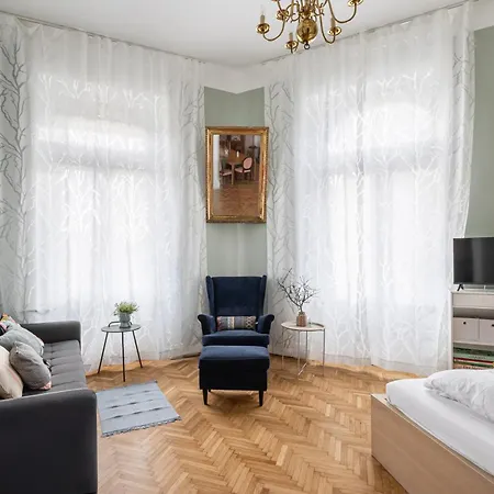 Parkside Apartment