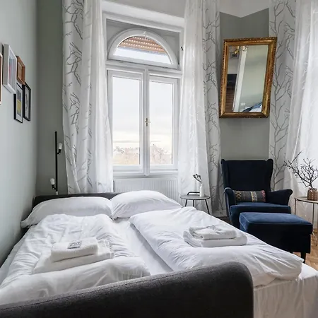 Parkside Apartment
