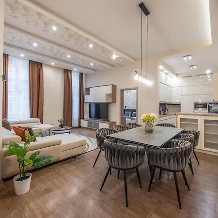 Exclusive N' Grand Center With 5 Bedrms