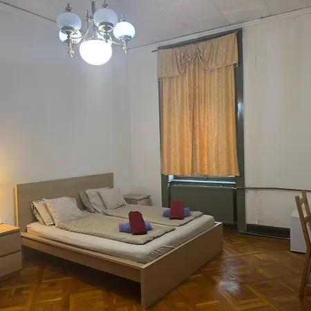 Szálloda Central Hotel *