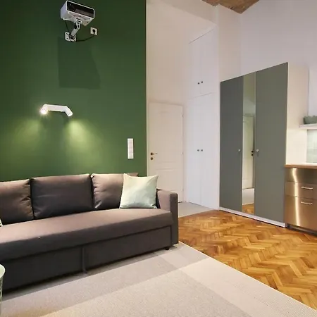 Modern W Free Parking, Projector,netflix Budapest