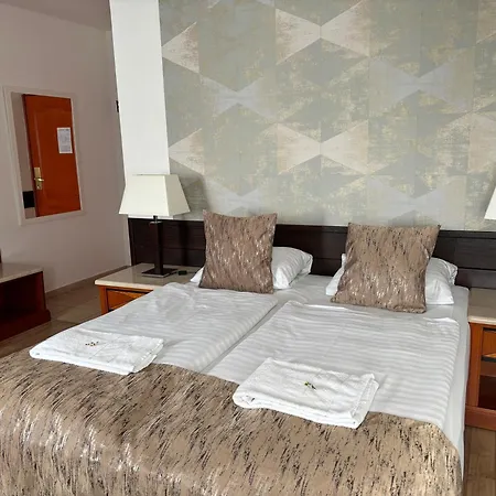 Hotel Gloria City Center Budapeste