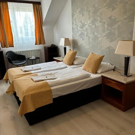 Gloria City Center 3* Budapeste