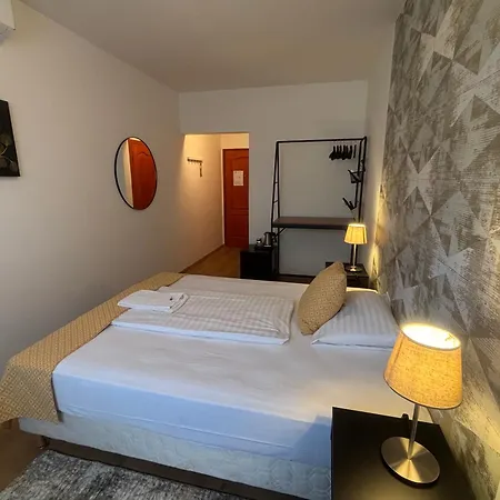 Gloria City Center 3* Budapeste