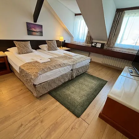 Gloria City Center 3* Budapeste