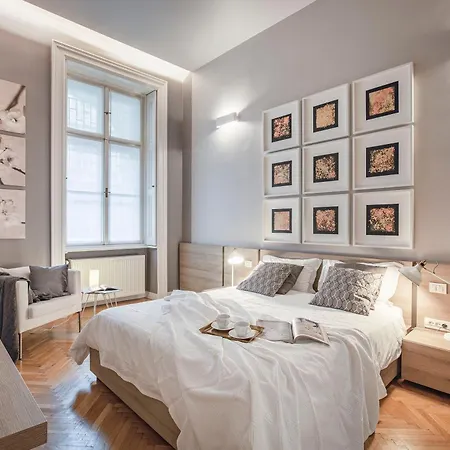 Apartment Dreher Palace Iii *
