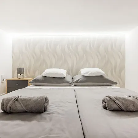 Apartmán Modern Downtown Oasis *