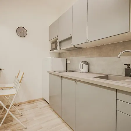 K4 - Kertesz Urban Retreat - Location By Bqa Apartment