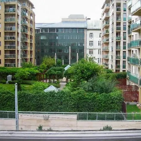 Apartment Cleopatra