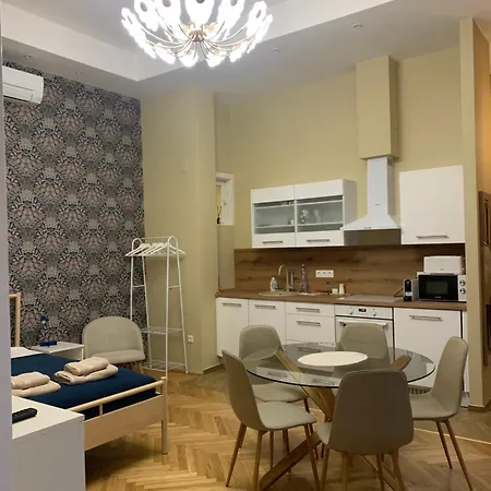43 Apartment Budapest