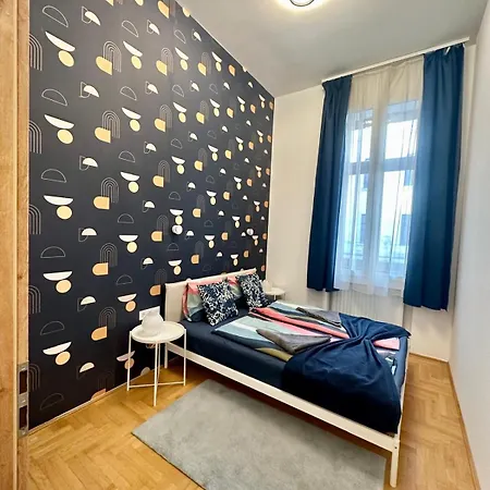 Gatsby Design By Chivi In Gozsdu #freeparking * Budapest