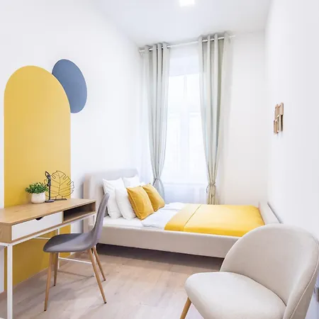 Apartment Cityscape Budget Joseph *