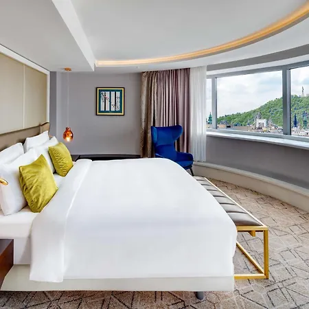 Kempinski Corvinus 5*