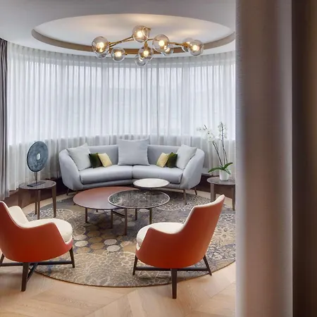 Kempinski Corvinus 5*