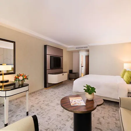 Kempinski Corvinus 5*