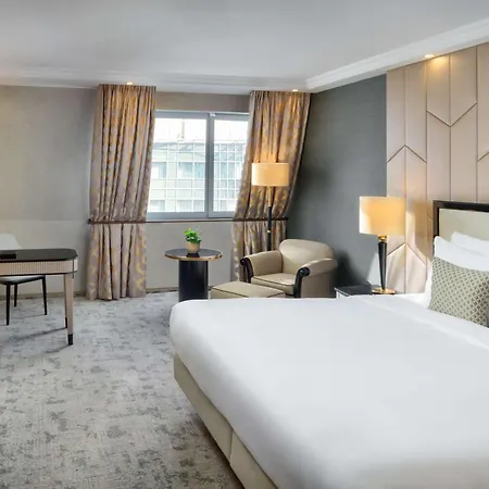 Kempinski Corvinus 5* Budapest