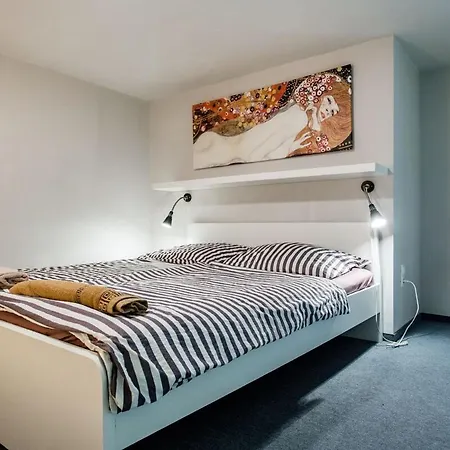Bank Street Loft In Pest Center Apartment