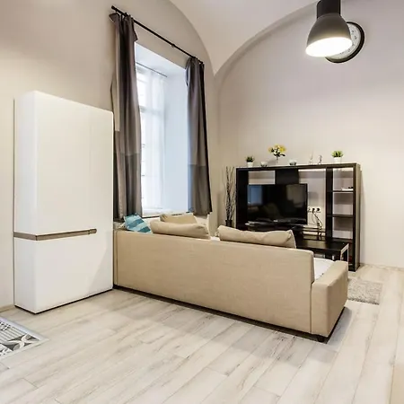 Bank Street Loft In Pest Center Apartment Budapest