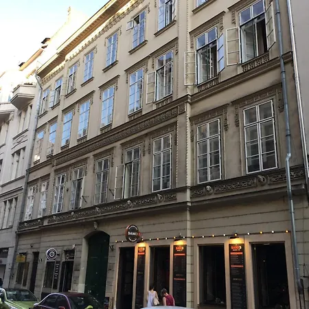 Bank Street Loft In Pest Center Budapest
