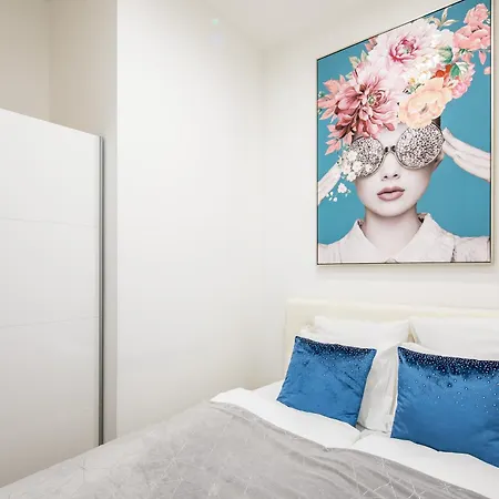 Apartment Opera