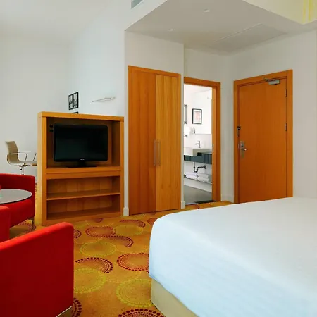 Courtyard By Marriott Center Budapest