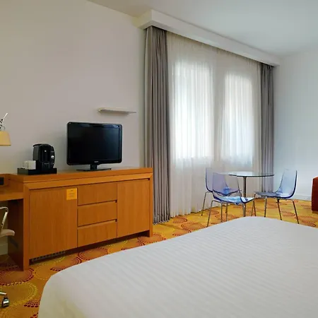 Hotell Courtyard By Marriott Center Budapest