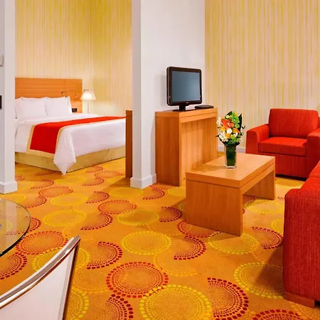Courtyard By Marriott Center Budapest