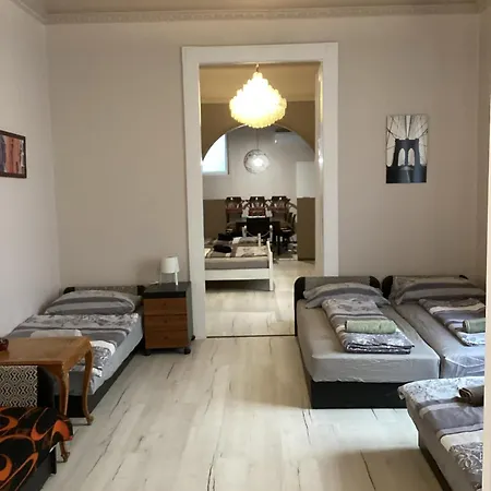 Of Apartmán Budapešť