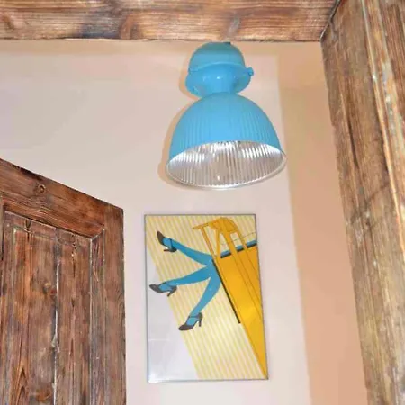 Little Whistle In The Heart Of Jewish District With Ac Apartment *