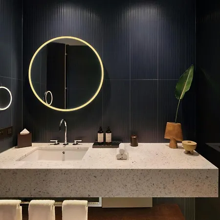 Dorothea Hotel, Budapest, Autograph Collection 5*