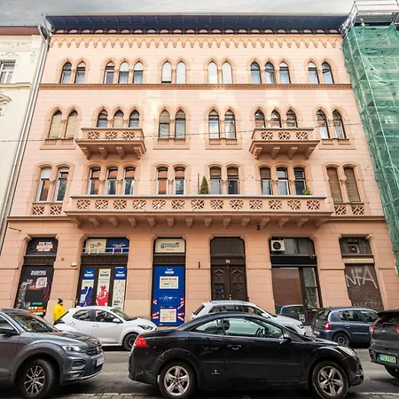 Apartment Lively Downtown Haven Budapest