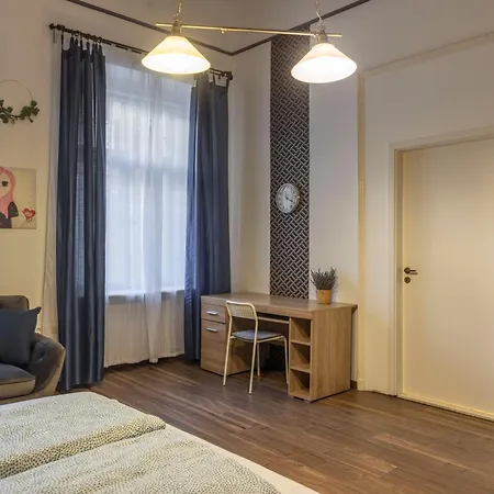 Deluxe Center W' 5 Bedrooms Budapest