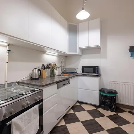 Apartment Deluxe Center W' 5 Bedrooms