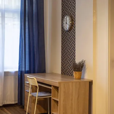 Apartment Deluxe Center W' 5 Bedrooms