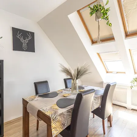Apartment Gozsdu White Raven 504 With Free Underground Parking