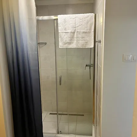 Modern 3br Free Parking Prime Location Budapest