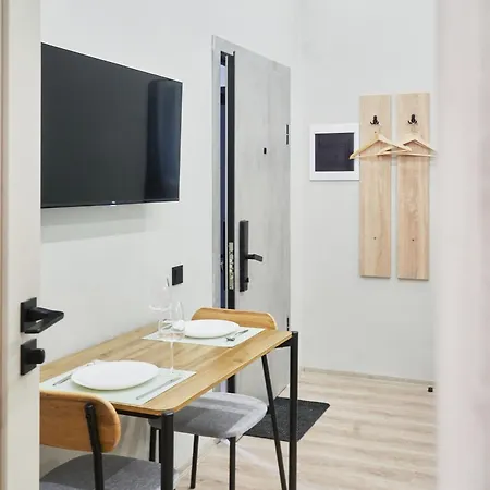 Navi Erzsebet Apartament *
