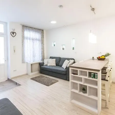 Apartment Dohany Street