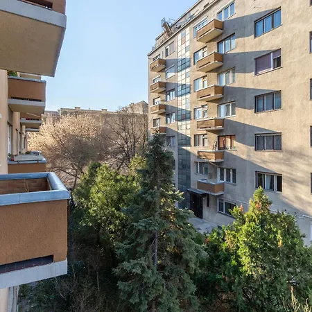 Jp16 Papa Apartment *