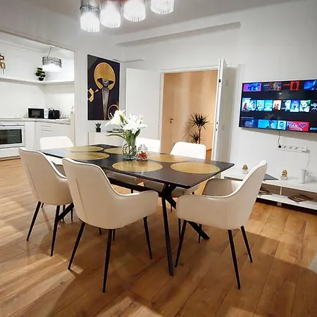 Station Lux Downtown Apartment Budapest