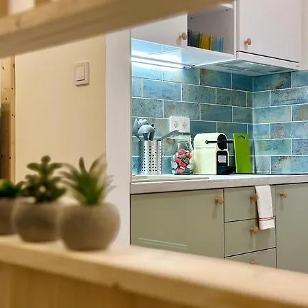 Apartment Colorful By The Danube Budapest