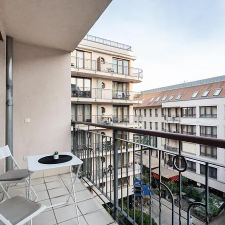 Dreamy Destiny Apartment