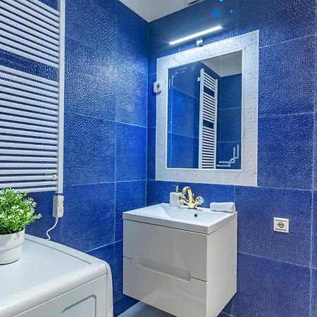 Penthouse - Modern Luxury - Sunny Apartment *