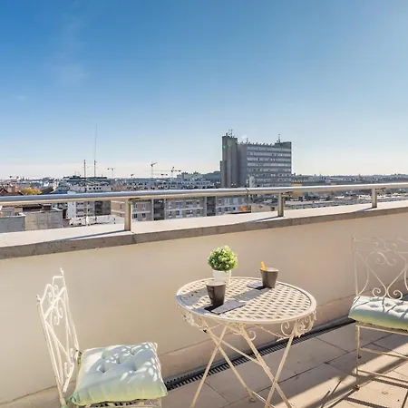 Penthouse - Modern Luxury - Sunny Apartment *