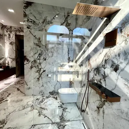 Apartment Finesse Design Budapest