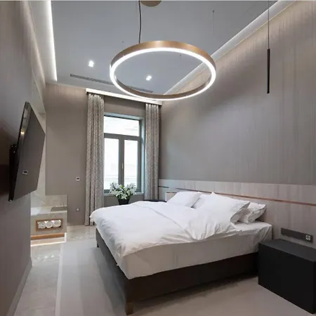 Finesse Design Apartment *