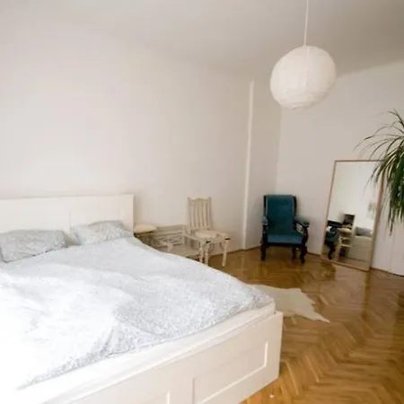 Hello Apartment