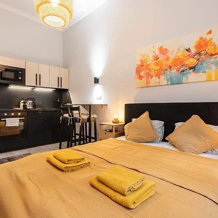 Blush & Gold Boutique B25 - Nr 3 Apartment