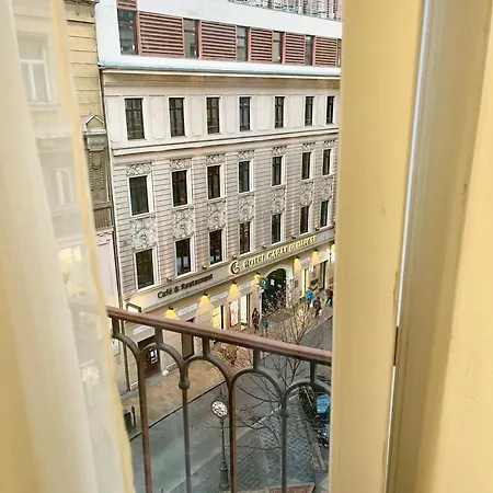 Kiraly Panorama Apartment Budapest